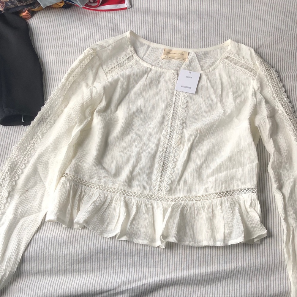 Urban outfitters white blouse xs tags attached never worn